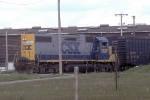 CSX 2527 switching a plant